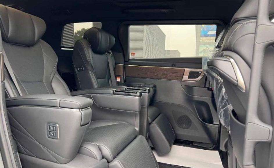 Toyota Alphard Interior: A Deep Dive into Luxury and Comfort