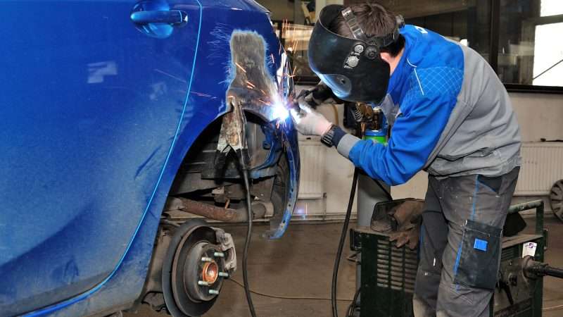 Finding the Best Car Body Shop Near Me