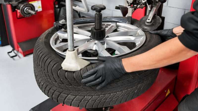 Safely Dismounting a Budd Wheel and Tire: A Step-by-Step Guide