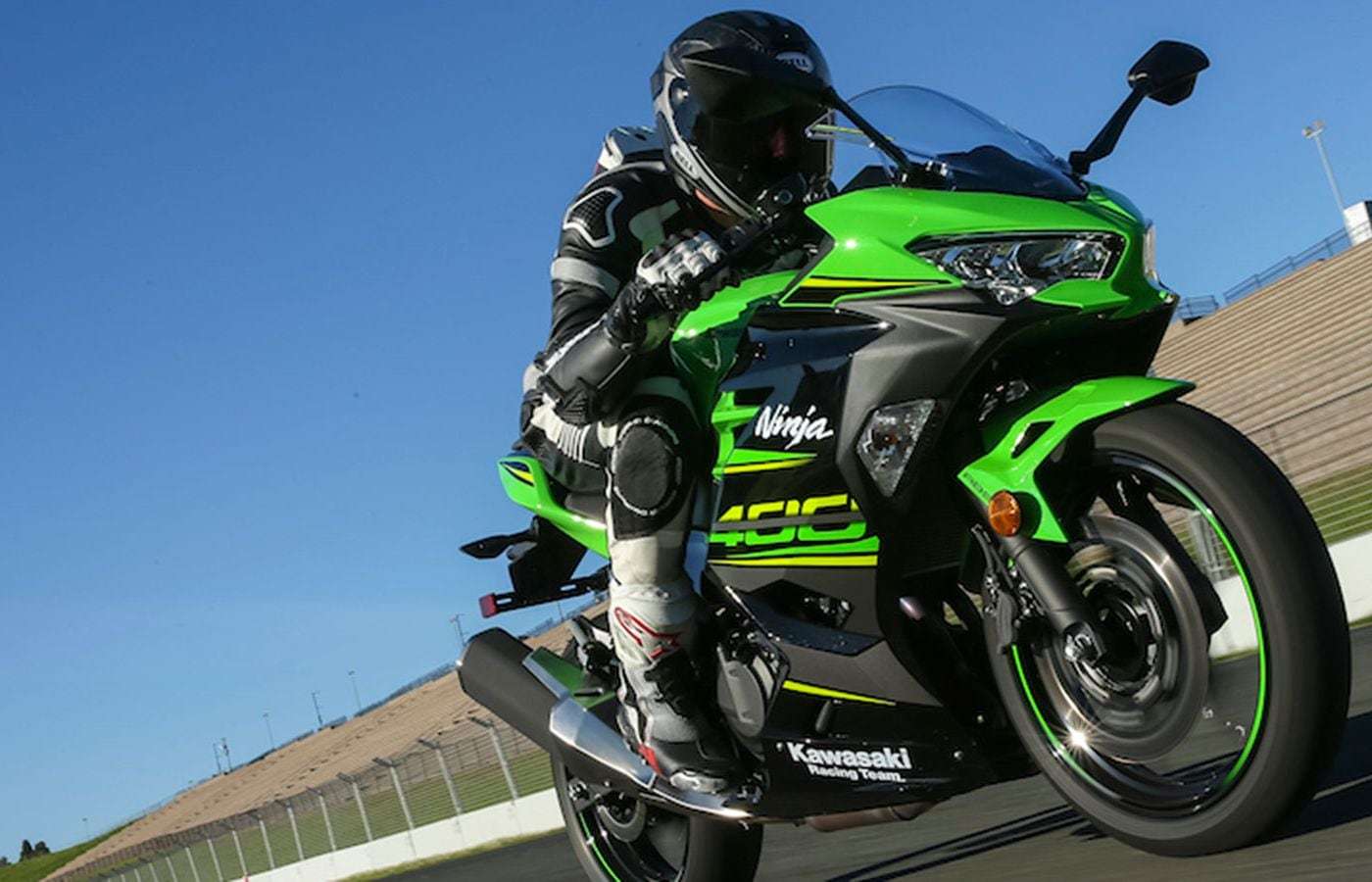The 2018 Kawasaki Ninja 400: A Leap Forward in Entry-Level Sportbikes