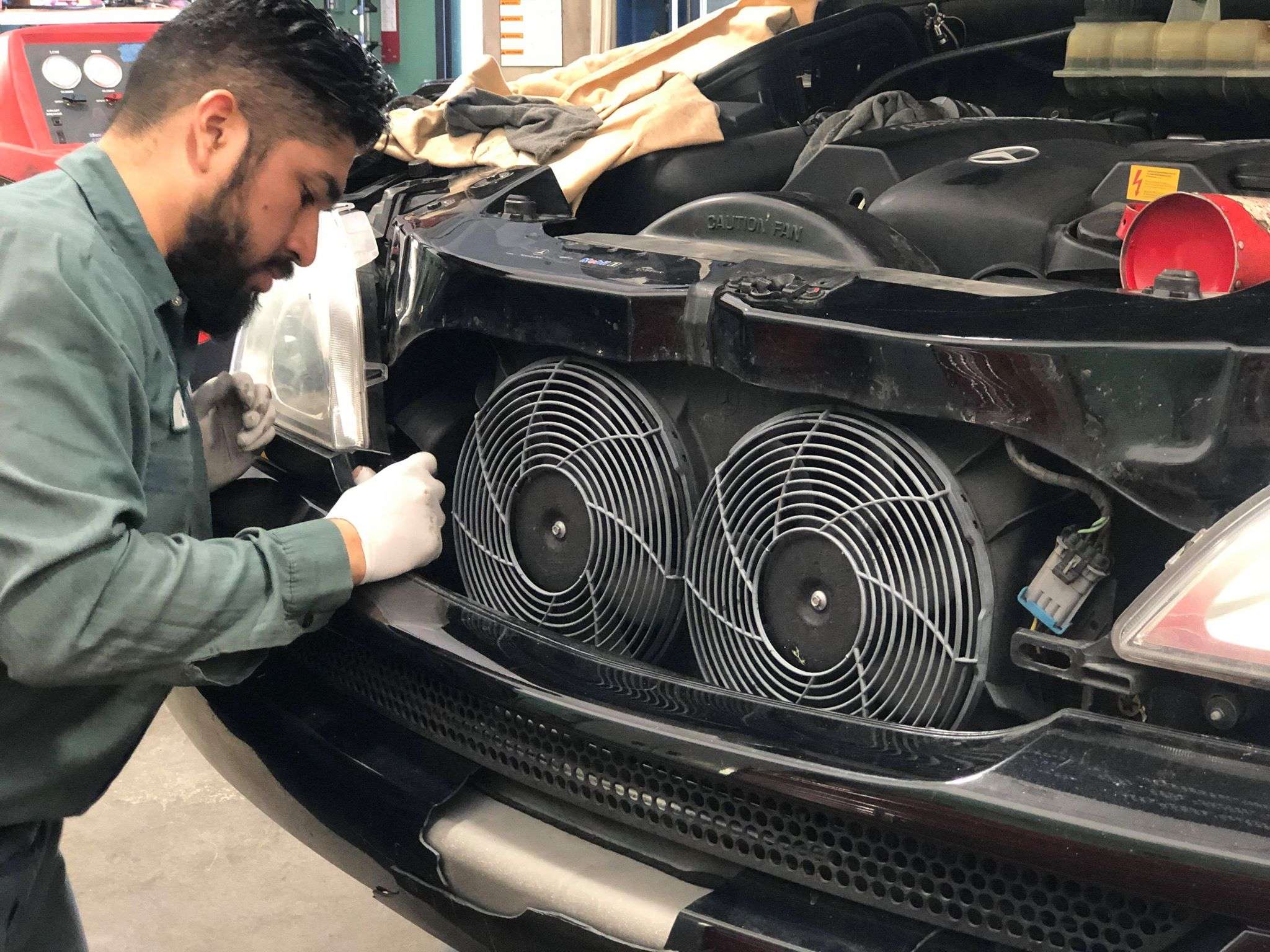 Understanding and Troubleshooting a Loud Car Engine Fan