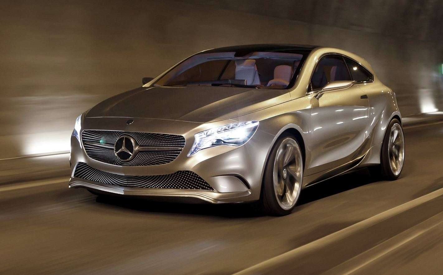 Mercedes-Benz and Renault: The Unlikely Engine Collaboration